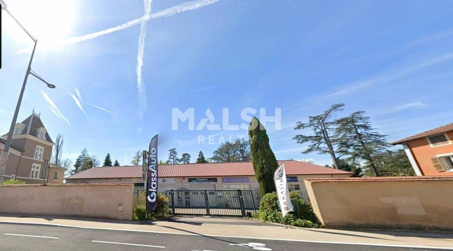 MALSH Realty & Property - Local commercial - Lyon Nord Ouest (Techlid / Monts d'Or) - Charbonnières-les-Bains - 1