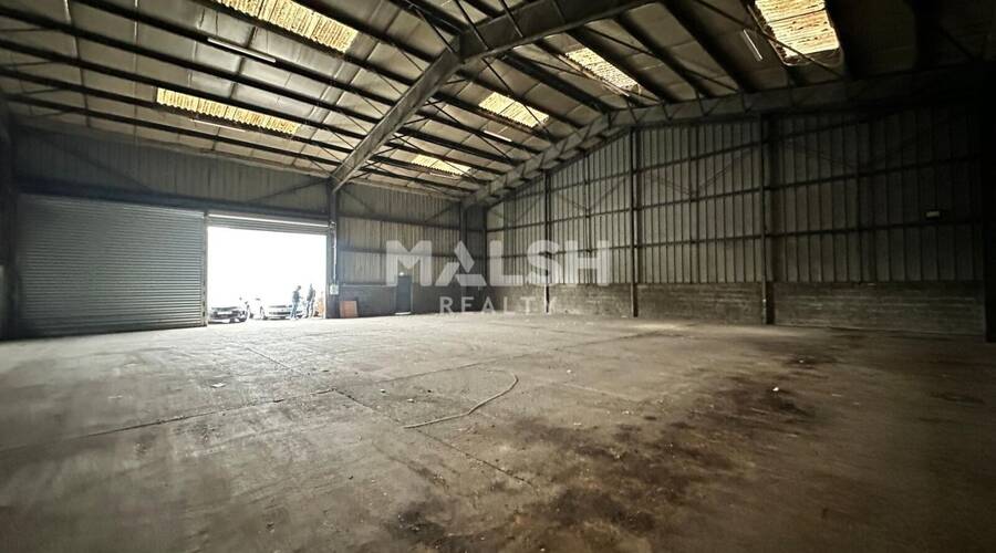 MALSH Realty & Property - Local d'activités - Extérieurs NORD (Villefranche / Belleville) - Limas - 4
