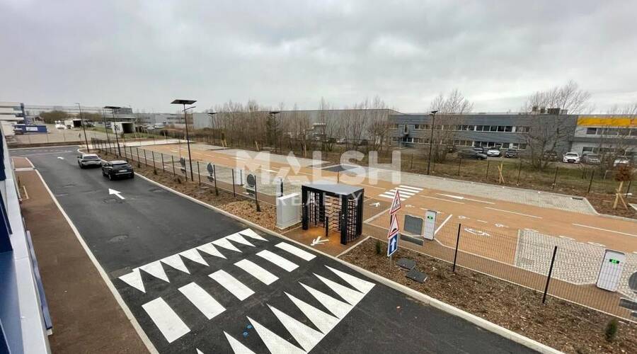 MALSH Realty & Property - Local d'activités - Lyon EST (St Priest /Mi Plaine/ A43 / Eurexpo) - Colombier-Saugnieu - 23
