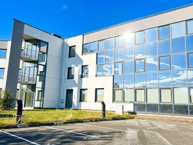 MALSH Realty & Property - Bureau - Lyon Nord Ouest (Techlid / Monts d'Or) - Écully - 1