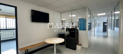 MALSH Realty & Property - Local d'activités - Extérieurs NORD (Villefranche / Belleville) - Amberieux D'azergues - 10