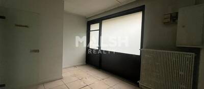 MALSH Realty & Property - Local commercial - Extérieurs NORD (Villefranche / Belleville) - Limas - 3