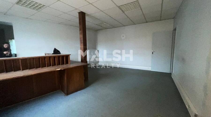 MALSH Realty & Property - Local commercial - Extérieurs NORD (Villefranche / Belleville) - Limas - 8
