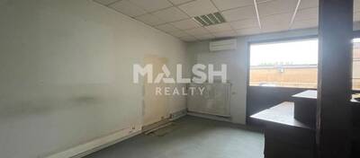 MALSH Realty & Property - Local commercial - Extérieurs NORD (Villefranche / Belleville) - Limas - 4