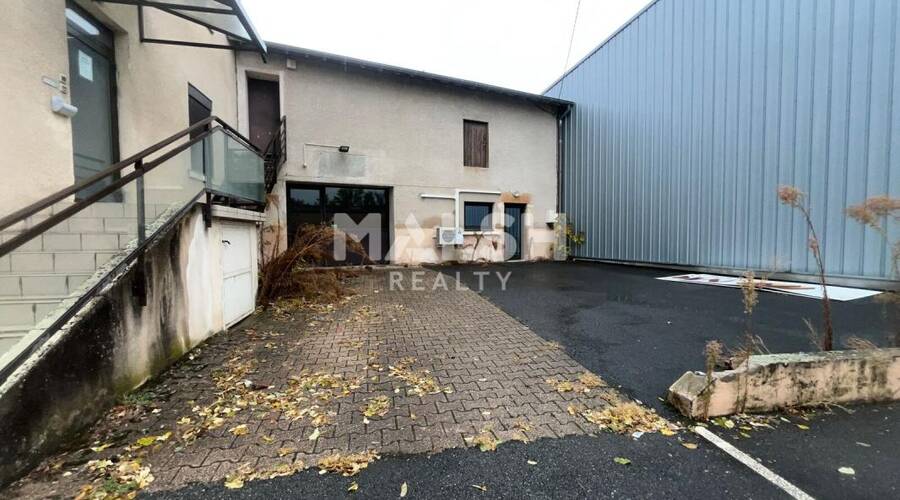 MALSH Realty & Property - Local commercial - Extérieurs NORD (Villefranche / Belleville) - Limas - 10
