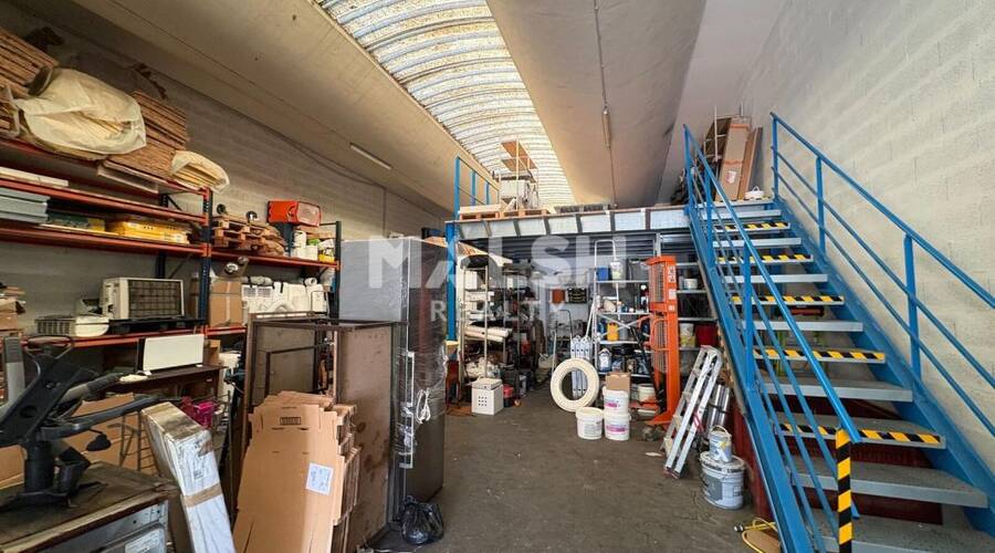 MALSH Realty & Property - Local d'activités - Lyon EST (St Priest /Mi Plaine/ A43 / Eurexpo) - Saint-Priest - 12
