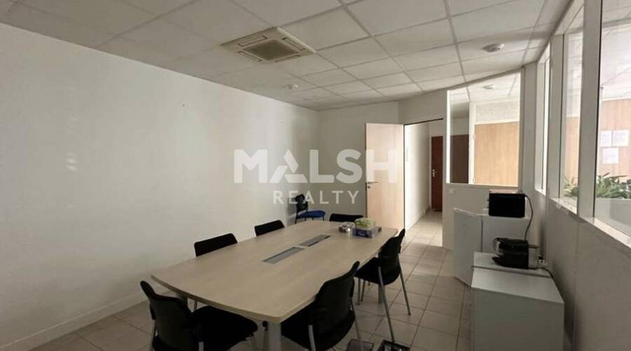 MALSH Realty & Property - Bureau - Extérieurs NORD (Villefranche / Belleville) - Limas - 3