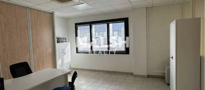 MALSH Realty & Property - Bureau - Extérieurs NORD (Villefranche / Belleville) - Limas - 3