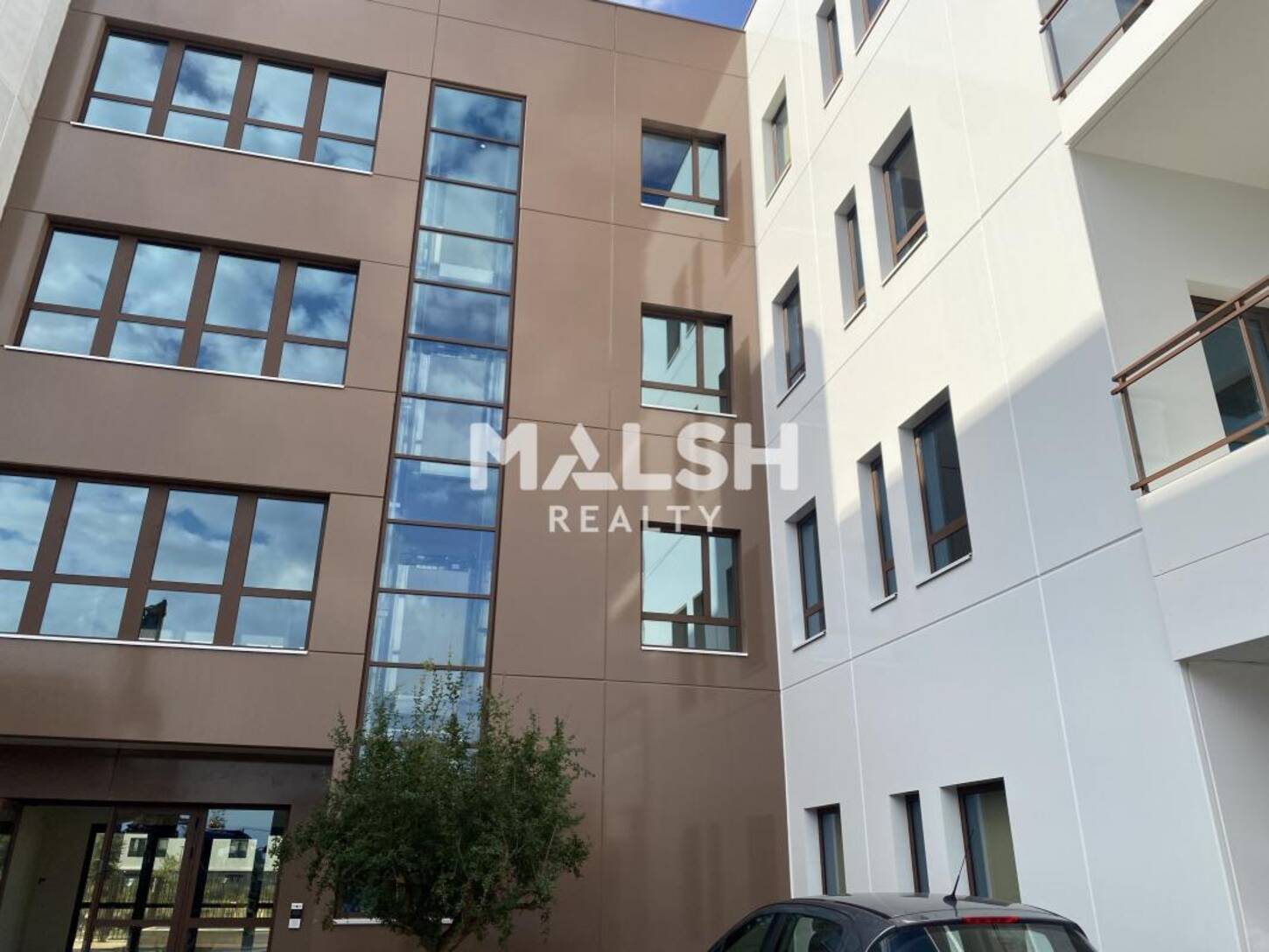 MALSH Realty & Property - Bureau - Lyon EST (St Priest /Mi Plaine/ A43 / Eurexpo) - Genas - 2