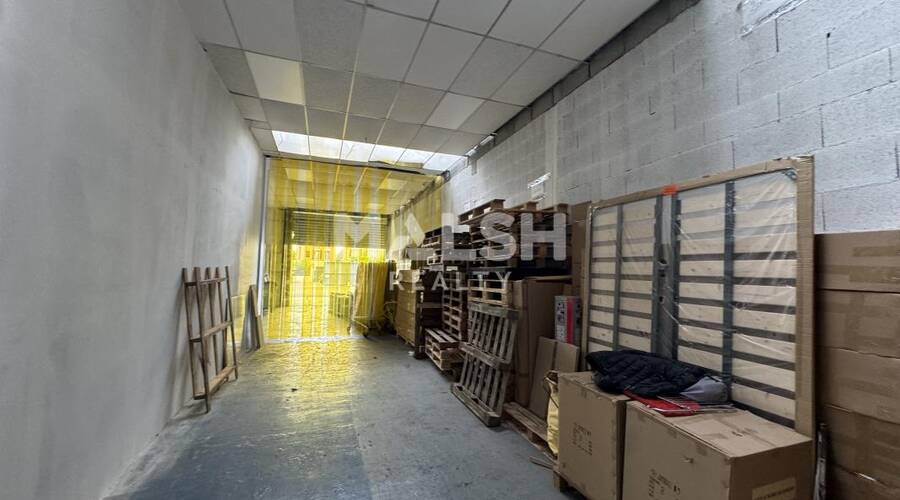 MALSH Realty & Property - Local d'activités - Carré de Soie / Grand Clément / Bel Air - Villeurbanne - 2