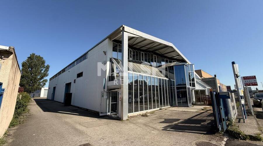 MALSH Realty & Property - Local d'activités - Carré de Soie / Grand Clément / Bel Air - Vaulx-en-Velin - 16