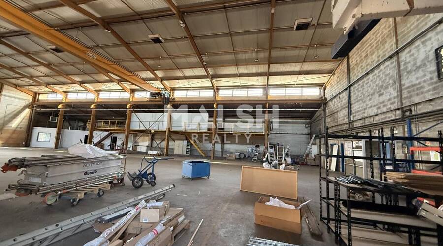 MALSH Realty & Property - Local d'activités - Carré de Soie / Grand Clément / Bel Air - Vaulx-en-Velin - 2