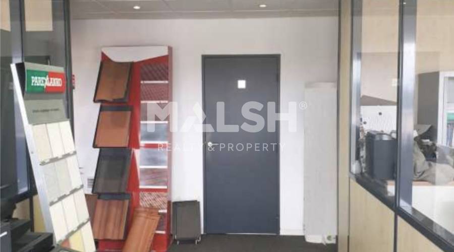 MALSH Realty & Property - Bureaux - Extérieurs SUD  (Vallée du Rhône) - Chaponnay - MD_