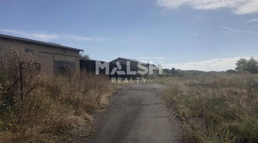 MALSH Realty & Property - Terrain - Extérieurs NORD (Villefranche / Belleville) - Létra - 3