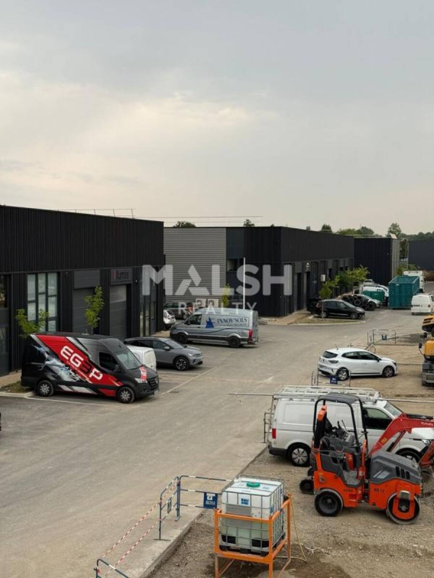 MALSH Realty & Property - Local d'activités - Extérieurs NORD (Villefranche / Belleville) - Trévoux - 2