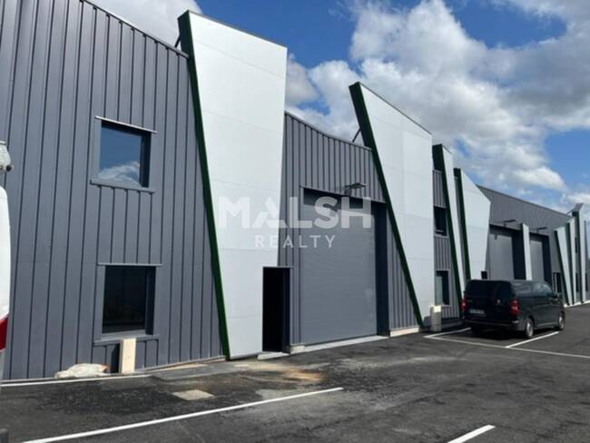 MALSH Realty & Property - Local d'activités - Extérieurs OUEST (Tarare / Arbresle) - Sarcey - 1
