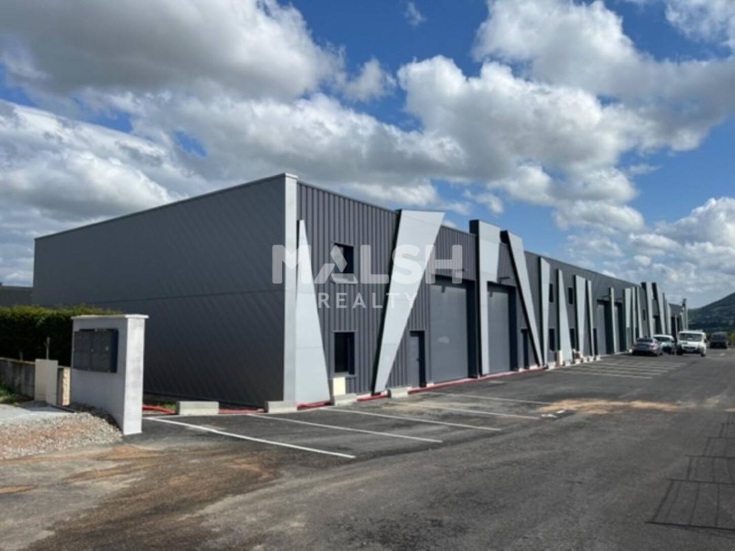 MALSH Realty & Property - Local d'activités - Extérieurs OUEST (Tarare / Arbresle) - Sarcey - 2