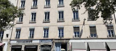 MALSH Realty & Property  - Bureaux - Lyon - Presqu'île - Lyon - MD_FACADE_-_BUREAUX_-_BELLECOUR_-_LYON_2_e5fa18ca65034874b7a5b1b4d82af9b6