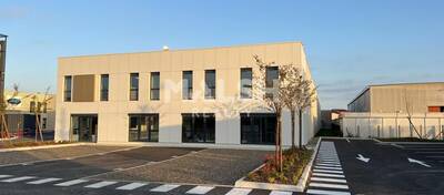 MALSH Realty & Property - Local d'activités - Lyon Nord Est (Rhône Amont) - Décines-Charpieu - 1
