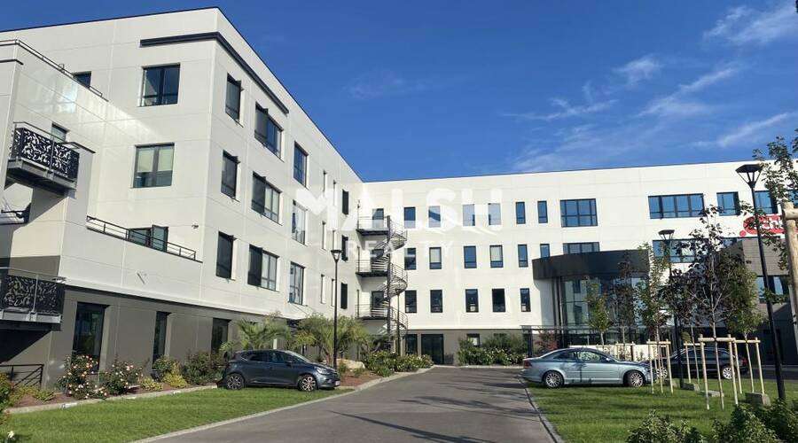 MALSH Realty & Property - Bureau - Lyon EST (St Priest /Mi Plaine/ A43 / Eurexpo) - Genas - 1