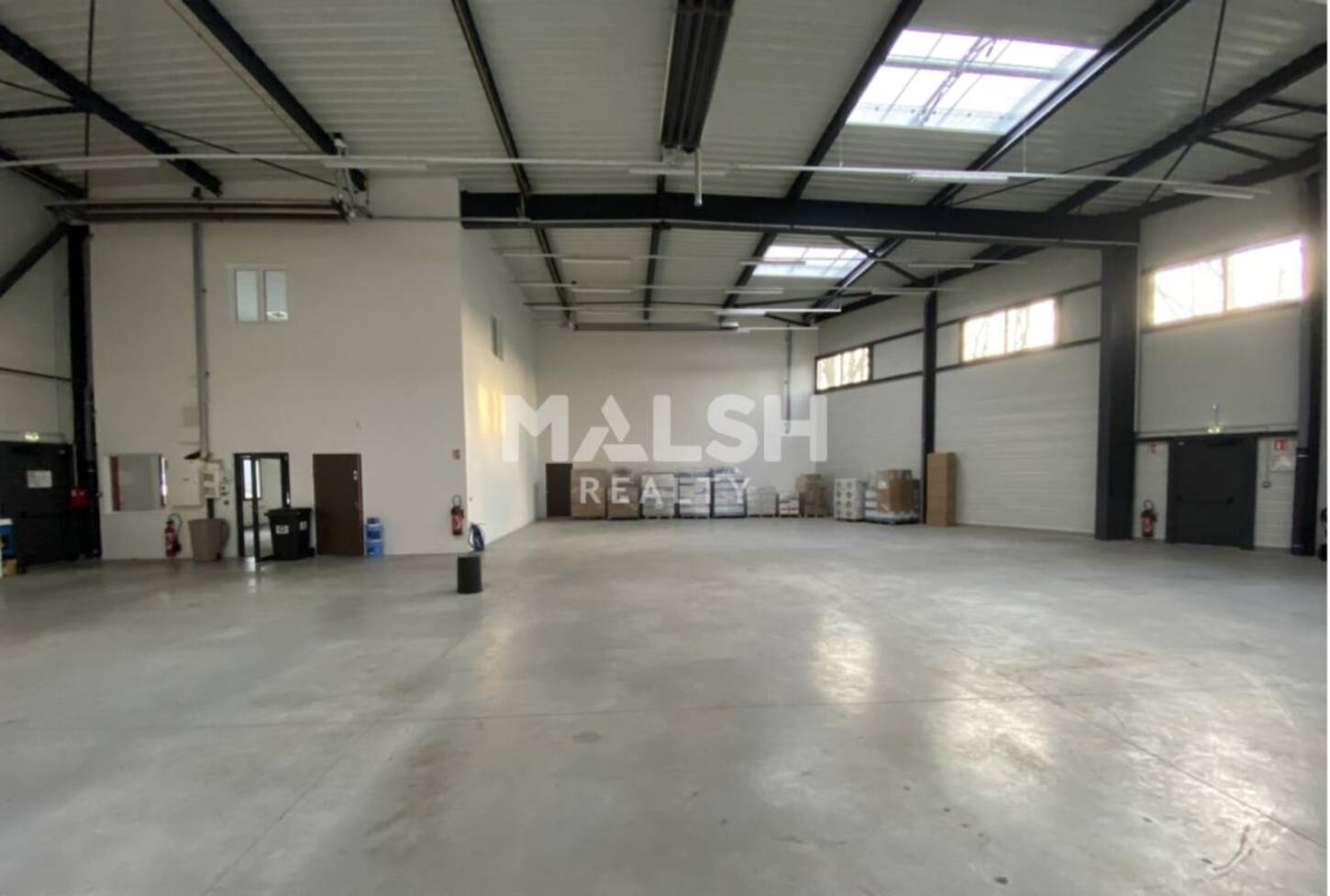 MALSH Realty & Property - Local d'activités - Lyon Nord Ouest ( Techlide / Monts d'Or ) - Dardilly - 2