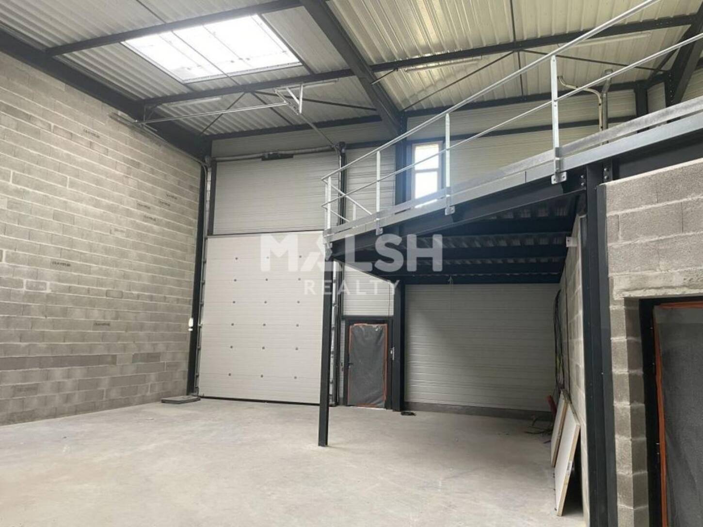 MALSH Realty & Property - Local d'activités - Lyon EST (St Priest /Mi Plaine/ A43 / Eurexpo) - Saint-Bonnet-de-Mure - 2