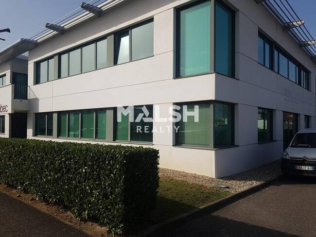 MALSH Realty & Property - Bureau - Extérieurs SUD (Vallée du Rhône) - Chaponnay - 1