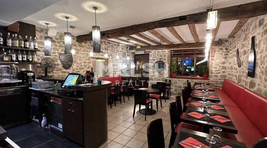 MALSH Realty & Property - Local commercial - Soucieu-en-Jarrest - 1