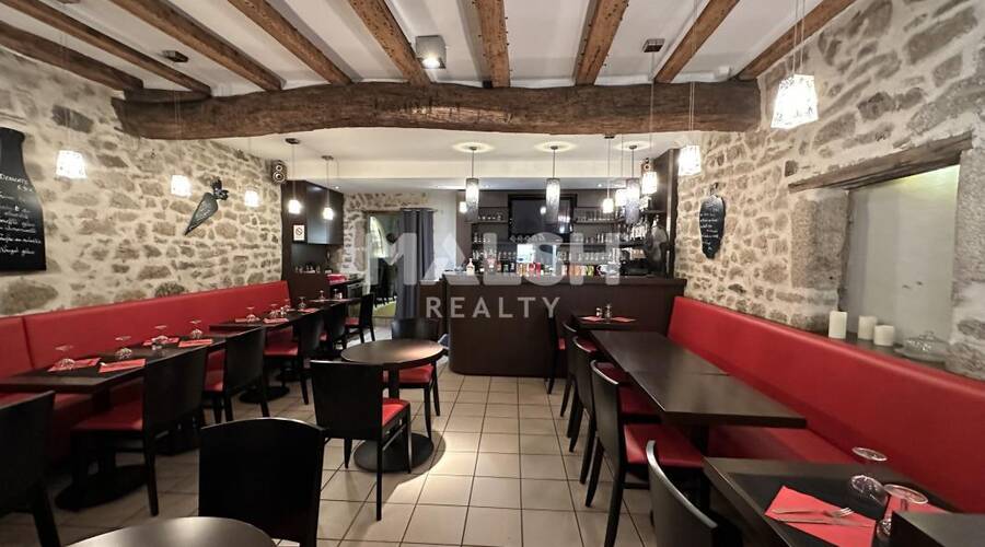 MALSH Realty & Property - Local commercial - Soucieu-en-Jarrest - 2