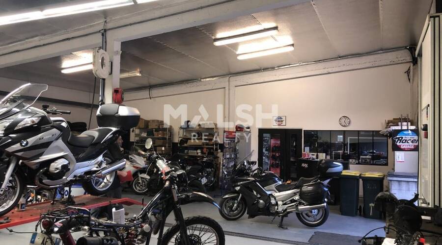 MALSH Realty & Property - Local commercial - Lyon Sud Ouest - Irigny - 1