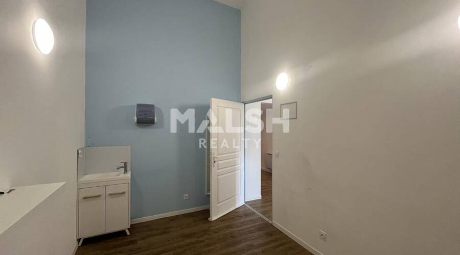 MALSH Realty & Property - Local commercial - Lyon 4° - Lyon 4 - 2