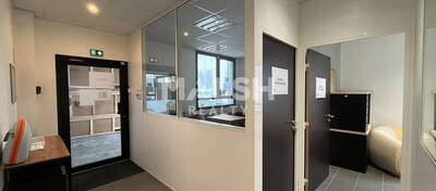 MALSH Realty & Property - Local d'activités - Carré de Soie / Grand Clément / Bel Air - Vaulx-en-Velin - 37