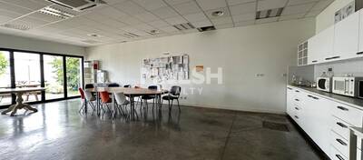 MALSH Realty & Property - Local d'activités - Carré de Soie / Grand Clément / Bel Air - Vaulx-en-Velin - 28