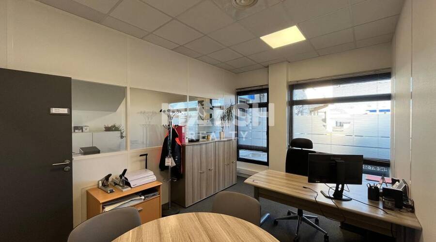 MALSH Realty & Property - Local d'activités - Carré de Soie / Grand Clément / Bel Air - Vaulx-en-Velin - 31