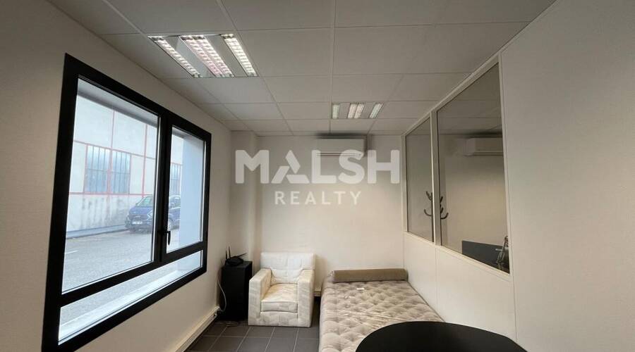 MALSH Realty & Property - Local d'activités - Carré de Soie / Grand Clément / Bel Air - Vaulx-en-Velin - 62