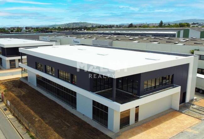 MALSH Realty & Property - Local d'activités - Extérieurs NORD (Villefranche / Belleville) - Arnas - 1