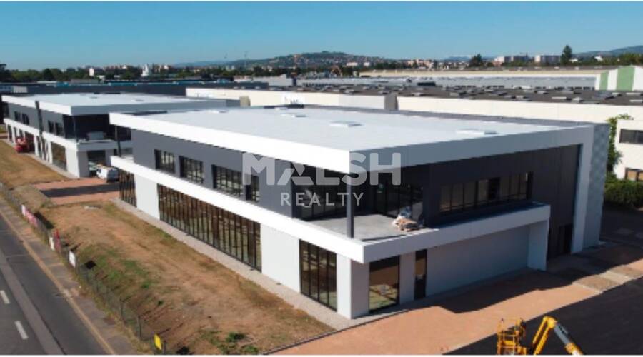 MALSH Realty & Property - Local d'activités - Extérieurs NORD (Villefranche / Belleville) - Arnas - 3