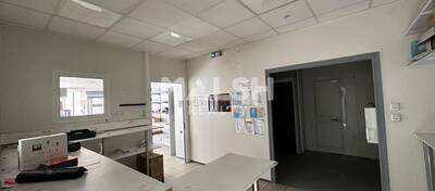 MALSH Realty & Property - Local commercial - Extérieurs NORD (Villefranche / Belleville) - Villefranche-sur-Saône - 5