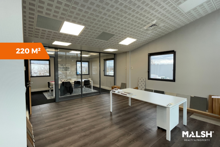 MALSH Realty & Property - BAB-1119550SLU-BUREAUX-Brignais-lumineux-spatieux-fenetre-etage-proche-route-bureau-cuisine-equipee